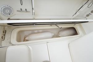 25ft Boston Whaler Yacht For Sale