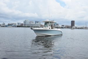 25ft Boston Whaler Yacht For Sale