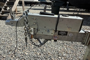 25ft Boston Whaler Yacht For Sale