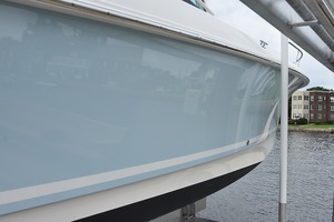 25ft Boston Whaler Yacht For Sale