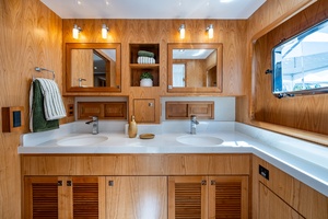 Owner Head Looking Aft