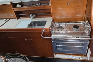 Second Wind 36ft Beneteau Yacht For Sale