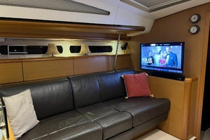 57ft Jeanneau Yacht For Sale