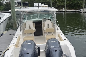 25ft Pursuit Yacht For Sale