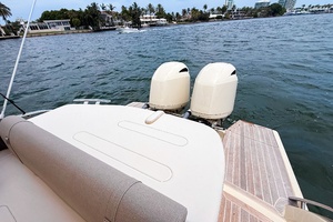29ft Invictus Yacht For Sale