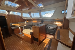 HAYABUSA 40ft Jeanneau Yacht For Sale