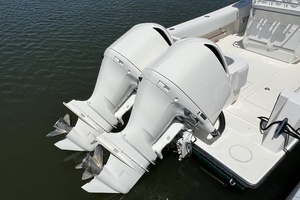 SHAREHOLDER 31ft Contender Yacht For Sale