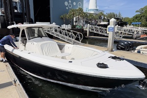 34ft Intrepid Yacht For Sale