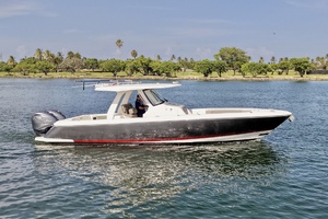 34ft Intrepid Yacht For Sale