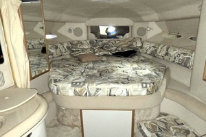 Mohnk E N Round 34ft Sea Ray Yacht For Sale