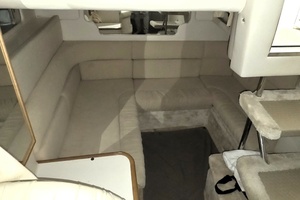 Mohnk E N Round 34ft Sea Ray Yacht For Sale