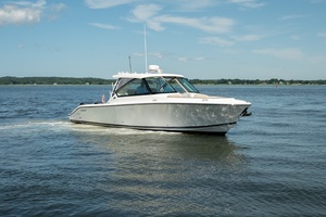 All Square  32ft Pursuit Yacht For Sale