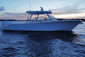 Im In 33ft Cobia Yacht For Sale
