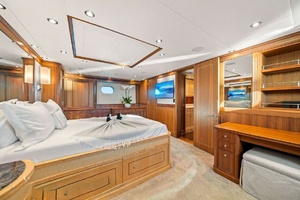 123FT (37.49M) PALMER JOHNSON