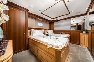 123FT (37.49M) PALMER JOHNSON