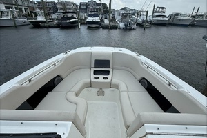 Photo 7308603 for 2019 Boston Whaler 270 Vantage  