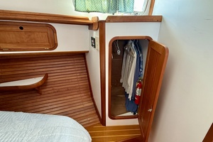 34ft Legacy Yacht For Sale