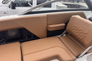 22ft Four Winns Yacht For Sale