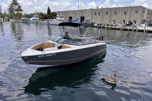 22ft Four Winns Yacht For Sale