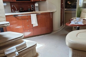 38ft Sea Ray Yacht For Sale