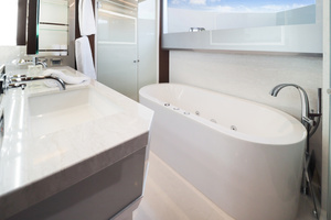 90ft Ocean Alexander Yacht For Sale