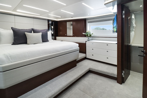 90ft Ocean Alexander Yacht For Sale