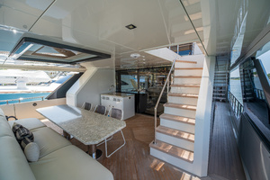 90ft Ocean Alexander Yacht For Sale