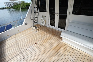 029 Bridge Deck   Skylounge Aft Deck