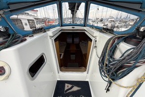 La Mer 35ft Beneteau Yacht For Sale