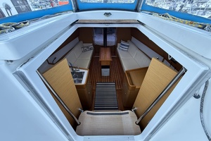 La Mer 35ft Beneteau Yacht For Sale