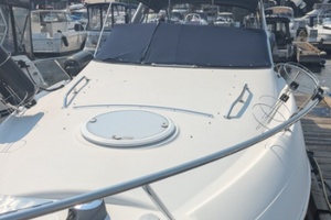 Escape II 28ft Larson Yacht For Sale
