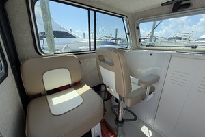 Photo 7367187 for 2019 Parker 2520 XLD Sport Cabin  