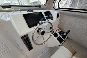 Photo 7367189 for 2019 Parker 2520 XLD Sport Cabin  