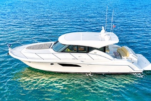 Living  The HighLife 44ft Tiara Yachts Yacht For Sale