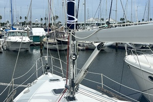 Mt  Olympus 41ft Hunter Yacht For Sale