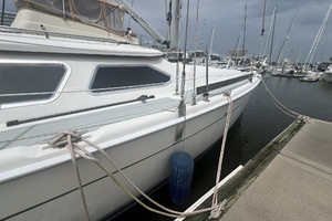 Mt  Olympus 41ft Hunter Yacht For Sale