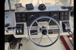 38ft Bayliner Yacht For Sale