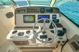 Blue Jeanne 37ft Grady White Yacht For Sale