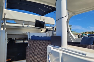 Midnight Blue 35ft Silverton Yacht For Sale