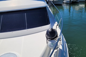 Midnight Blue 35ft Silverton Yacht For Sale