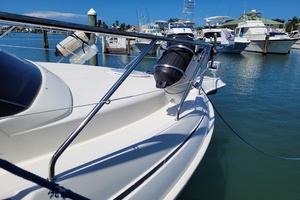 Midnight Blue 35ft Silverton Yacht For Sale