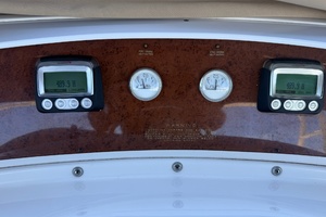 Midnight Blue 35ft Silverton Yacht For Sale