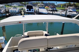 Midnight Blue 35ft Silverton Yacht For Sale