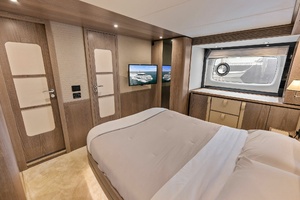BACKSTAGE 66ft Azimut Yacht For Sale