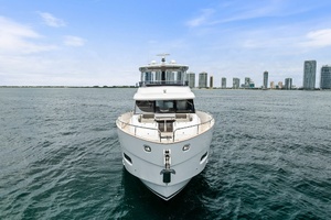 BACKSTAGE 66ft Azimut Yacht For Sale