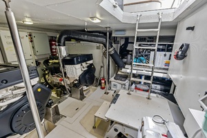 BACKSTAGE 66ft Azimut Yacht For Sale