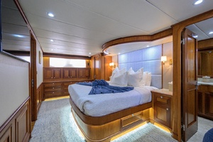 ON OUR WAY 80ft Outer Reef Yachts Yacht For Sale