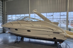 33ft Doral Yacht For Sale