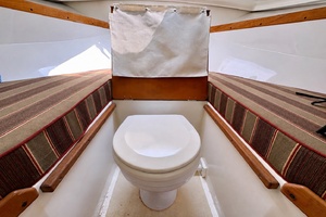 Calm 25ft Hunt Yachts Yacht For Sale
