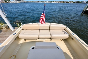 Calm 25ft Hunt Yachts Yacht For Sale